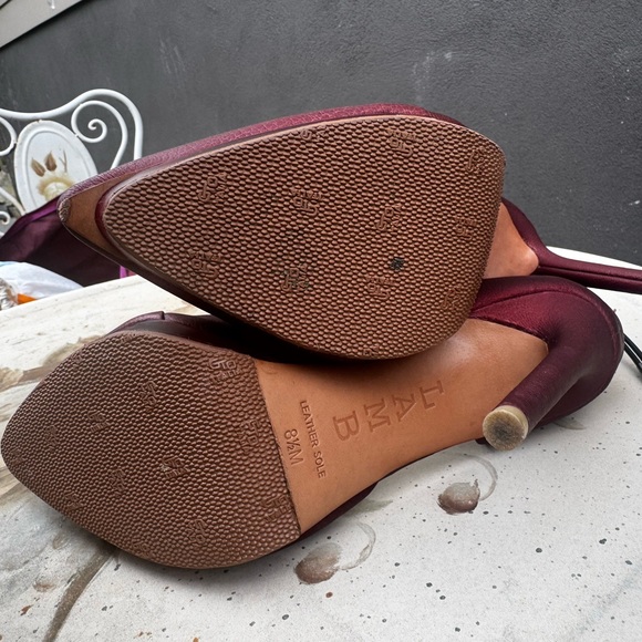 L.A.M.B. Deep Red Cutout Heels - Picture 4 of 4